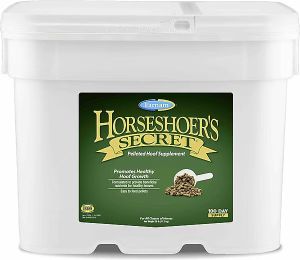 Farnam Horseshoers Secret Hoof Health Hay Flavor Pellets Horse Supplement Standlee Forage Bites Alfalfa Very Berry Horse Treats