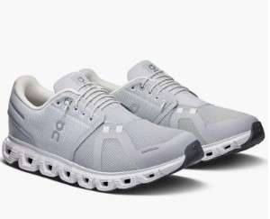 On Cloud 6 Sneaker
