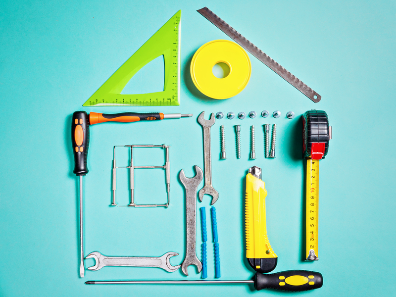 Top 5 Hand Tools Every Homeowner Should Own