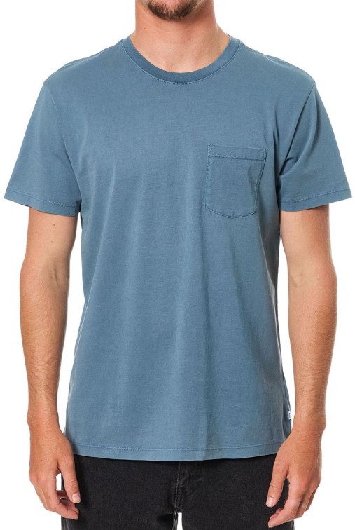 katin-base-t-shirt-mens Made-in-USA-Raval-Top-Grain-Leather-Sofa-Bed